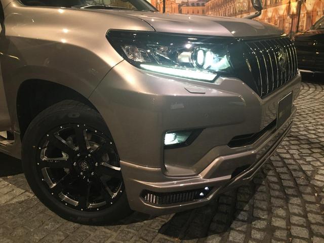TX 5人乗り ディーゼル サンルーフ クリアランスソナー M’zコンプリート エアロ グリル 4本出しマフラー 20インチAW メッキベゼルラッピング リヤガーニッシュマットペイント(33枚目)