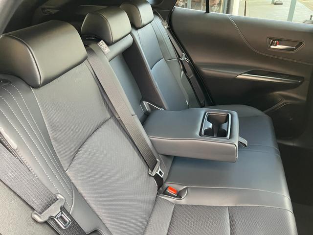 ハリアーハイブリッド Ｚ　レザーパッケージ・ナイトシェード　特別仕様車　ブラックレザーシート　調光式パノラマルーフ　パノラミックビューモニター　ＢＳＭ　アクセサリーコンセント　ＬＥＤヘッドランプ　ブラックホイール　Ｂｌｕｅｔｏｏｔｈ　デジタルインナーミラー（64枚目）