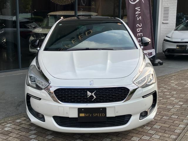 ＤＳ５ シック　レザーパッケージ　パノラマルーフ　ＤＥＮＯＮサラウンド　ＥＴＣ　スマートキー２個　純正ナビＴＶ　バックモニター　Ｂｌｕｅｔｏｏｔｈ　レーンアシスト　インテリジェントハイビーム　車検令和９年６月まで　ユーザー買取車（12枚目）