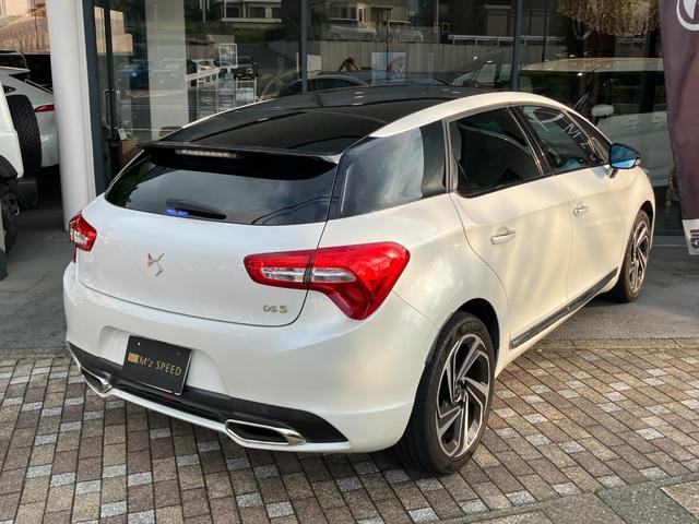 ＤＳ５ シック　レザーパッケージ　パノラマルーフ　ＤＥＮＯＮサラウンド　ＥＴＣ　スマートキー２個　純正ナビＴＶ　バックモニター　Ｂｌｕｅｔｏｏｔｈ　レーンアシスト　インテリジェントハイビーム　車検令和９年６月まで　ユーザー買取車（15枚目）