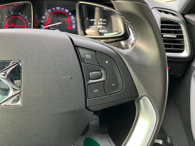 ＤＳ５ シック　レザーパッケージ　パノラマルーフ　ＤＥＮＯＮサラウンド　ＥＴＣ　スマートキー２個　純正ナビＴＶ　バックモニター　Ｂｌｕｅｔｏｏｔｈ　レーンアシスト　インテリジェントハイビーム　車検令和９年６月まで　ユーザー買取車（30枚目）