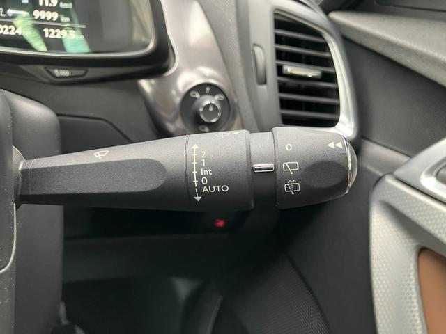 ＤＳ５ シック　レザーパッケージ　パノラマルーフ　ＤＥＮＯＮサラウンド　ＥＴＣ　スマートキー２個　純正ナビＴＶ　バックモニター　Ｂｌｕｅｔｏｏｔｈ　レーンアシスト　インテリジェントハイビーム　車検令和９年６月まで　ユーザー買取車（32枚目）