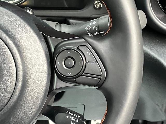 ＧＲ８６ ＲＺ　１０ｔｈアニバーサリーリミテッド　６速ＭＴ　ＧＴウィング　オーサーアラームセキュリティー　７インチベーシックナビ　フルセグＴＶ　Ｂｌｕｅｔｏｏｔｈ　ハーフレザーシート　シートヒーター　ＥＴＣ　クルコン　ステアリング連動ヘッドランプ（36枚目）