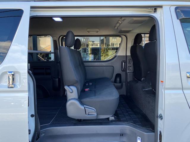 ハイエースバン ロングスーパーＧＬ　ディーゼル　ターボ　衝突被害軽減システム　クリアランスソナー　ＬＥＤヘッドライト　社外テールランプ　ＡＣ１００Ｖ　パナソニックナビフルセグＴＶ　Ｂｌｕｅｔｏｏｔｈ　ＥＴＣ　スマートキー　禁煙車　買取車（60枚目）