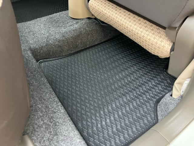 アルト Ｆ　キーレス　ドアバイザー　フロアマット　軽自動車　エアコン　パワーステアリング　パワーウインドウ（22枚目）