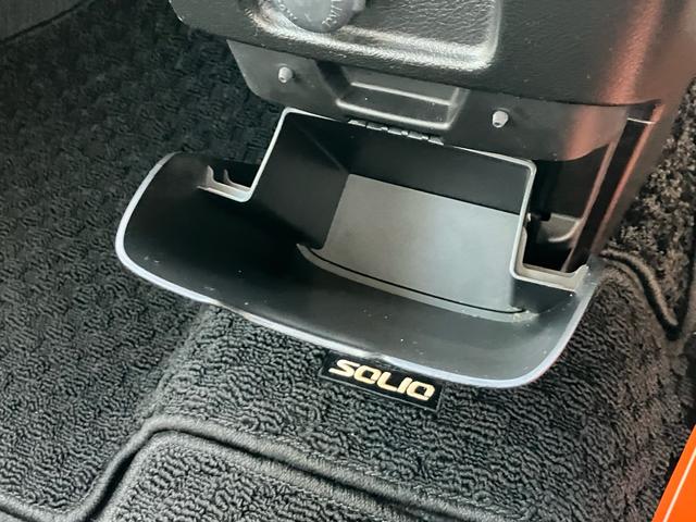 ソリオバンディット ハイブリッドＭＶ　デュアルカメラブレーキサポート　Ｂｌｕｅｔｏｏｔｈ　全方位カメラ　両側パワースライドドア　スマートキー　プッシュスタート　衝突軽減システム　ＥＴＣ（17枚目）