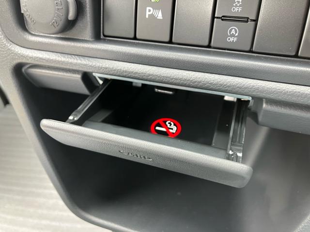 クリッパートラック ＤＸ　届出済み未使用車オートマ　エアコン　パワーステアリング　パワーウインドウ　キーレス　バックソナー　社外バイザー　社外マット　軽トラック（9枚目）