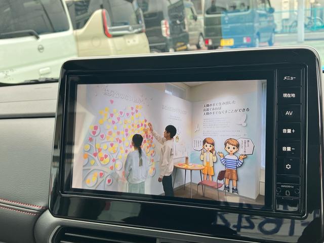ルークス ハイウェイスター　Ｇターボプロパイロットエディション　９インチナビ　フルセグＴＶ　全方位カメラ　Ｂｌｕｅｔｏｏｔｈ　両側パワースライドドア　ＥＴＣ　アルミホイール　２カメラドライブレコーダー　純正マット　純正バイザー（5枚目）