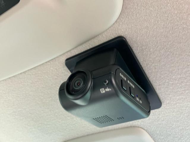 ルークス ハイウェイスター　Ｇターボプロパイロットエディション　９インチナビ　フルセグＴＶ　全方位カメラ　Ｂｌｕｅｔｏｏｔｈ　両側パワースライドドア　ＥＴＣ　アルミホイール　２カメラドライブレコーダー　純正マット　純正バイザー（9枚目）