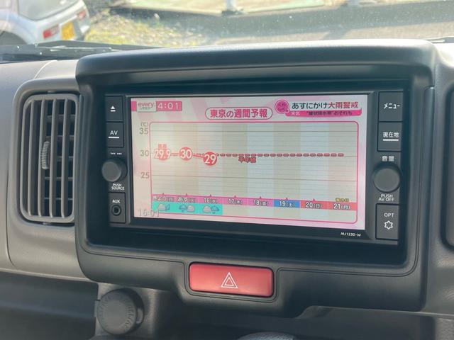 ＮＶ１００クリッパーバン ＧＸターボ　セーフティサポート　Ｂｌｕｅｔｏｏｔｈ　フルセグＴＶ　バックカメラ　２カメラドライブレコーダー　両側パワースライドドア　スマートキー　衝突軽減システム　純正マット　社外バイザー（6枚目）