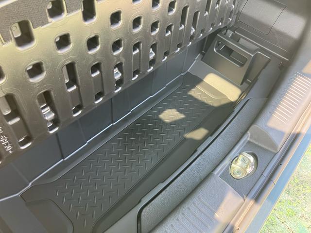 ハスラー ハイブリッドＧ　セーフティサポート　届出済み未使用車　スマートキー　プッシュスタート　ＬＥＤ　衝突軽減システム　純正マット　純正バイザー（24枚目）
