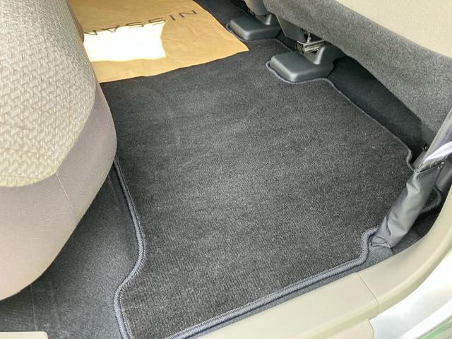 デイズ Ｘ　２カメラドライブレコーダー　Ｂｌｕｅｔｏｏｔｈ　全方位カメラ　スマートキー　プッシュスタート　純正マット　社外バイザー（34枚目）