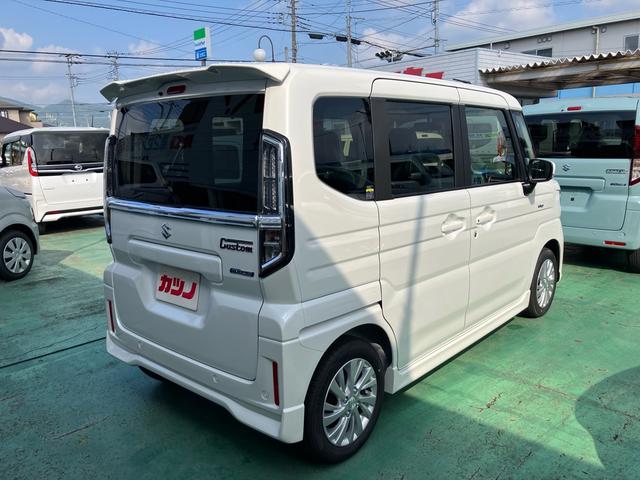 スペーシアカスタム ハイブリッドＧＳ　セーフティサポート　届出済み未使用車　スマートキー　プッシュスタート　片側パワースライドドア　オートライト　ＬＥＤ　シートヒーター　アルミホイール　純正バイザー　純正マット（2枚目）
