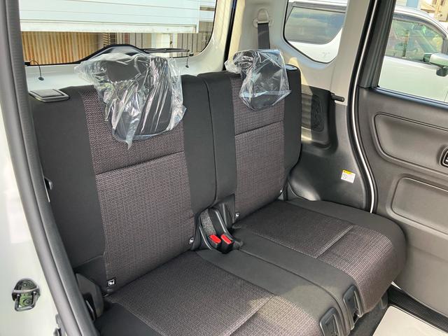 スペーシアカスタム ハイブリッドＧＳ　セーフティサポート　届出済み未使用車　スマートキー　プッシュスタート　片側パワースライドドア　オートライト　ＬＥＤ　シートヒーター　アルミホイール　純正バイザー　純正マット（22枚目）
