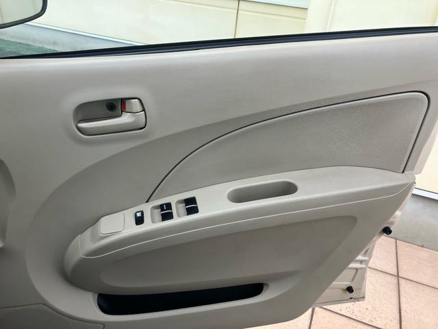 アルト F ワンセグTV SDナビ キーレス ドアバイザー フロアマット 軽自動車(9枚目)