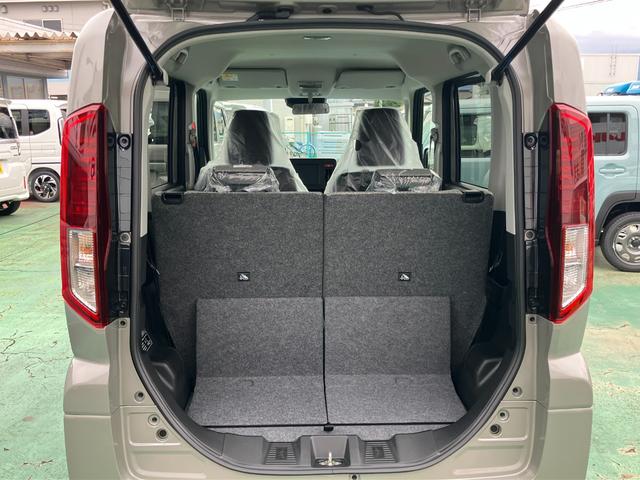 スペーシア ハイブリッドＧ　届出済未使用車　純正マット　バイザー　セーフティーサポート　オートエアコン　オートライト　ＬＥＤヘッドライト（8枚目）