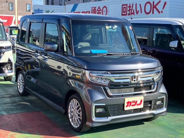 Ｎ－ＢＯＸカスタム ＥＸターボ　純正９インチナビ　バックカメラ　フルセグＴＶ　Ｂｌｕｅｔｏｏｔｈ　ＣａｒＰｌａｙ　アンドロイドオート対応　純正エンジンスターター　前後ドライブレコーダー　ＥＴＣ　両側電動スライドドア　電動パーキング（3枚目）