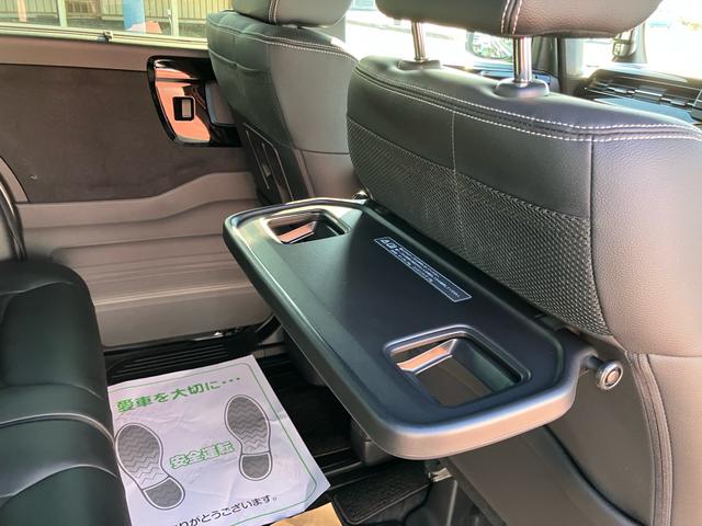 Ｎ－ＢＯＸカスタム ＥＸターボ　純正９インチナビ　バックカメラ　フルセグＴＶ　Ｂｌｕｅｔｏｏｔｈ　ＣａｒＰｌａｙ　アンドロイドオート対応　純正エンジンスターター　前後ドライブレコーダー　ＥＴＣ　両側電動スライドドア　電動パーキング（14枚目）