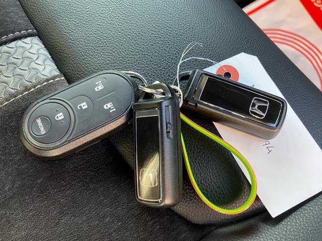 Ｎ－ＢＯＸカスタム ＥＸターボ　純正９インチナビ　バックカメラ　フルセグＴＶ　Ｂｌｕｅｔｏｏｔｈ　ＣａｒＰｌａｙ　アンドロイドオート対応　純正エンジンスターター　前後ドライブレコーダー　ＥＴＣ　両側電動スライドドア　電動パーキング（23枚目）