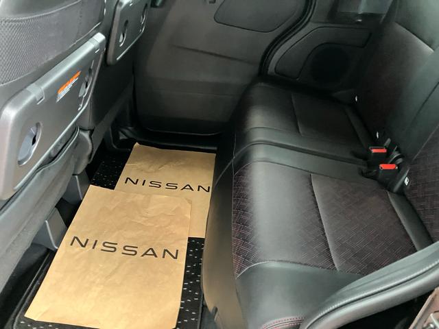 ルークス ハイウェイスター　Ｇターボプロパイロットエディション　アラウンドビューモニター　純正９インチナビＴＶ　２カメラドライブレコーダー　ＥＴＣ　Ｂｌｕｅｔｏｏｔｈ　ＨＤＭＩ対応　両側電動スライドドア　純正マット　バイザー　メーカー保証継承（50枚目）