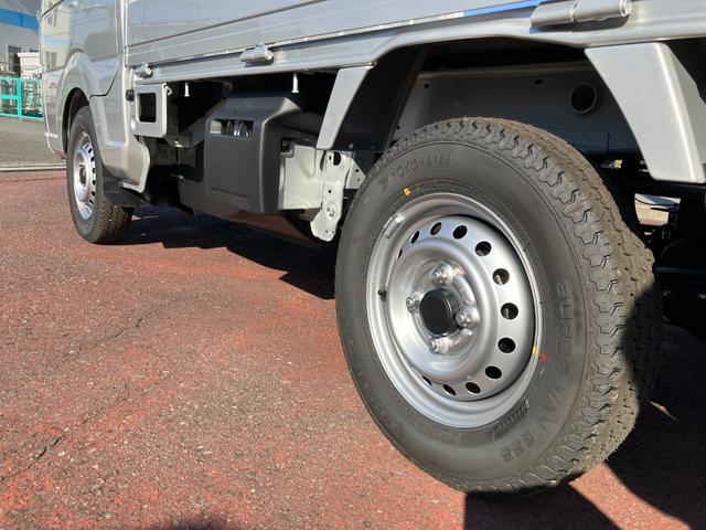 NT100クリッパートラック DX 2WD オートマ 届出済未使用車 コーナーソナー キーレスエントリー パワーウインド エアコン パワステ 新品社外ラバーマット/バイザー付き メーカー保証継承(28枚目)