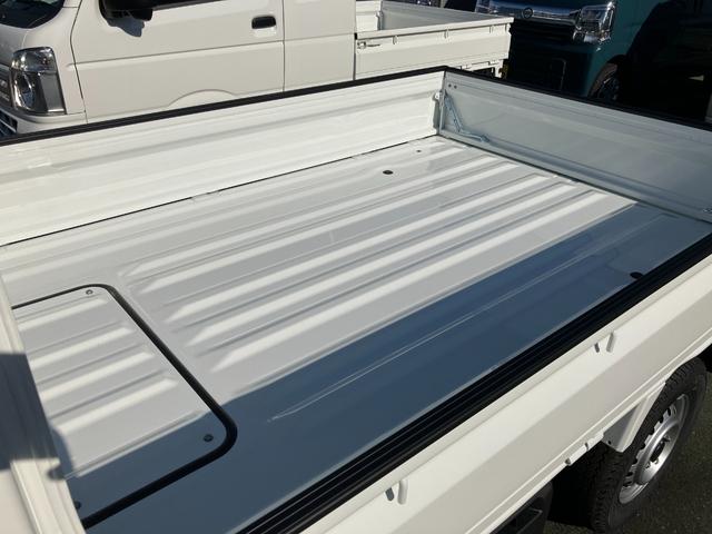 NT100クリッパートラック DX農繁仕様 4WD 5速マニュアル 届出済未使用車 デフロック 4枚スプリング 作業灯 社外ラバーマット/バイザー付き キーレスエントリー パワーウインド エアコン パワステ メーカー保証継承(29枚目)