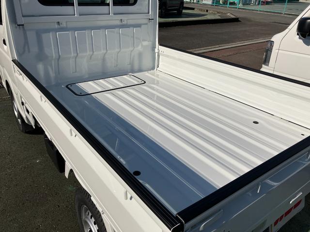 NT100クリッパートラック DX農繁仕様 4WD 5速マニュアル 届出済未使用車 デフロック 4枚スプリング 作業灯 社外ラバーマット/バイザー付き キーレスエントリー パワーウインド エアコン パワステ メーカー保証継承(30枚目)