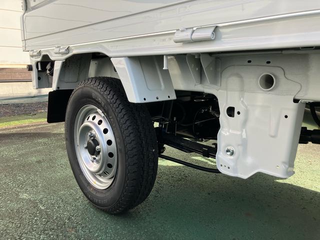 クリッパートラック ＤＸ　届出済み未使用車　オートマ　エアコン　パワーステアリング　パワーウインドウ　キーレス　アイドリングストップ　社外マット　社外バイザー（36枚目）