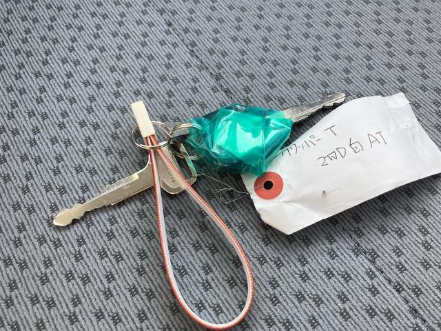 クリッパートラック ＤＸ　届出済み未使用車　オートマ　エアコン　パワーステアリング　パワーウインドウ　キーレス　アイドリングストップ　社外マット　社外バイザー（39枚目）