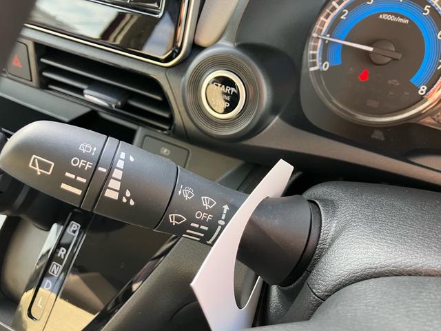 デイズ Ｘ　インテリジェントエマージェンシーブレーキ　ドライブレコーダー　全方位カメラ　スマートキー　プッシュスタート　ＥＴＣ　Ｂｌｕｅｔｏｏｔｈ　フルセグＴＶ　アルミホイール　純正マット　純正バイザー（15枚目）