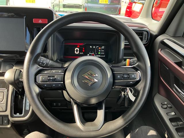 スペーシアカスタム ハイブリッドＧＳ　セーフティサポート　届出済み未使用車　片側パワースライドドア　シートヒーター　スマートキー　プッシュスタート　オートライト　アルミホイール　純正バイザー　純正マット（4枚目）