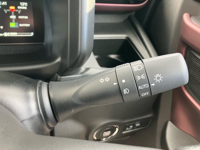 スペーシアカスタム ハイブリッドＧＳ　セーフティサポート　届出済み未使用車　片側パワースライドドア　シートヒーター　スマートキー　プッシュスタート　オートライト　アルミホイール　純正バイザー　純正マット（7枚目）