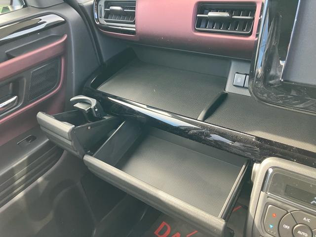 スペーシアカスタム ハイブリッドＧＳ　セーフティサポート　届出済み未使用車　片側パワースライドドア　シートヒーター　スマートキー　プッシュスタート　オートライト　アルミホイール　純正バイザー　純正マット（25枚目）