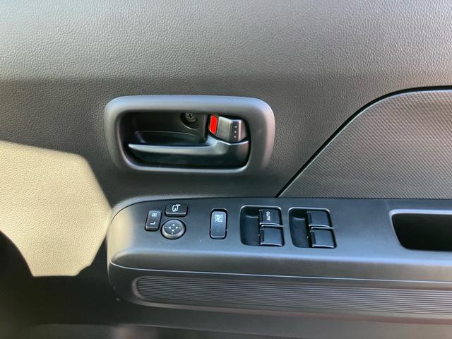 ワゴンＲ ＦＸ　セーフティサポート　届出済み未使用車　スマートキー　プッシュスタート　５速マニュアル　純正マット　純正バイザー　電動格納ミラー　オートライト（8枚目）