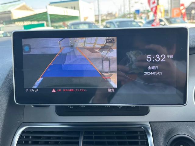 Ｑ７ ３．０　ＴＦＳＩ　クワトロ　Ｓラインパッケージ　７シーターＰＫＧ　パワーバックドア　スマートキー　フルセグＴＶ　シートエアコン　Ｂｌｕｅｔｏｏｔｈ　Ｂカメラ　クワトロ　レザーシート　パワーシート　ＢＯＳＥ（9枚目）