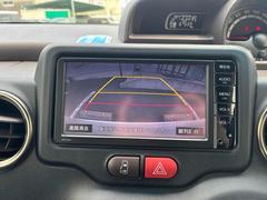 バックカメラ装着済！死角になりやすい後方もとても見やすいです☆車庫入れに自信がない方や縦列駐車が苦手な方にも、オススメな機能です！安心度もアップ！ 4