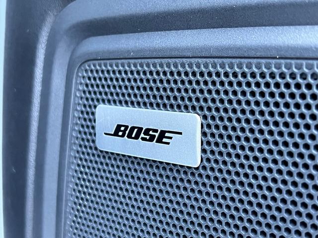 マカンＧＴＳ　ＯＰ３１０　スポクロ　ＧＴＳレザーインテリア　パノラマルーフ　スポーツデザインｐｋｇ　３６０°カメラ　カーボンインテリア　ＢＯＳＥ　１８ｗａｙパワーシート　２１インチクラシックホイールボディ同色(35枚目)