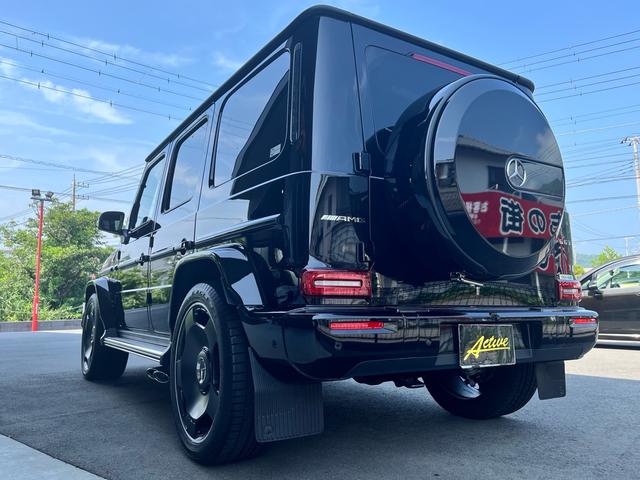 Ｇクラス Ｇ６３　ＭＡＮＵＦＡＫＴＵＲプログラムプラス　ＭＡＮＵＦＡＫＴＵＲインテリアプラスパッケージカタラーナベージュ　ナイトパッケージ　カーボンファイバーインテリア　２２インチＡＭＧホイールＲＪ８　Ｄインナーミラー（6枚目）