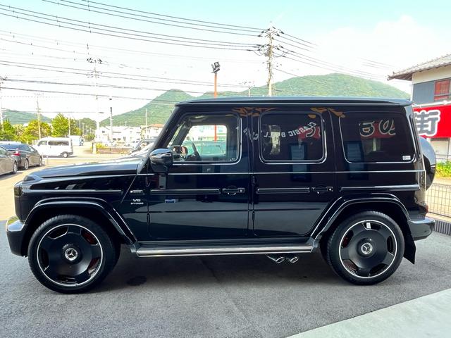 Ｇクラス Ｇ６３　ＭＡＮＵＦＡＫＴＵＲプログラムプラス　ＭＡＮＵＦＡＫＴＵＲインテリアプラスパッケージカタラーナベージュ　ナイトパッケージ　カーボンファイバーインテリア　２２インチＡＭＧホイールＲＪ８　Ｄインナーミラー（7枚目）