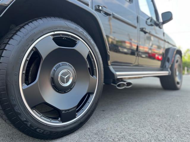 Ｇクラス Ｇ６３　ＭＡＮＵＦＡＫＴＵＲプログラムプラス　ＭＡＮＵＦＡＫＴＵＲインテリアプラスパッケージカタラーナベージュ　ナイトパッケージ　カーボンファイバーインテリア　２２インチＡＭＧホイールＲＪ８　Ｄインナーミラー（12枚目）