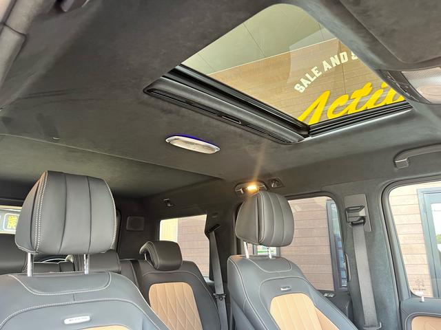 Ｇクラス Ｇ６３　ＭＡＮＵＦＡＫＴＵＲプログラムプラス　ＭＡＮＵＦＡＫＴＵＲインテリアプラスパッケージカタラーナベージュ　ナイトパッケージ　カーボンファイバーインテリア　２２インチＡＭＧホイールＲＪ８　Ｄインナーミラー（15枚目）