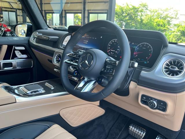 Ｇクラス Ｇ６３　ＭＡＮＵＦＡＫＴＵＲプログラムプラス　ＭＡＮＵＦＡＫＴＵＲインテリアプラスパッケージカタラーナベージュ　ナイトパッケージ　カーボンファイバーインテリア　２２インチＡＭＧホイールＲＪ８　Ｄインナーミラー（16枚目）