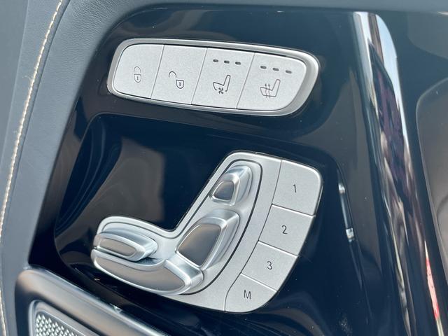 Ｇクラス Ｇ６３　ＭＡＮＵＦＡＫＴＵＲプログラムプラス　ＭＡＮＵＦＡＫＴＵＲインテリアプラスパッケージカタラーナベージュ　ナイトパッケージ　カーボンファイバーインテリア　２２インチＡＭＧホイールＲＪ８　Ｄインナーミラー（30枚目）