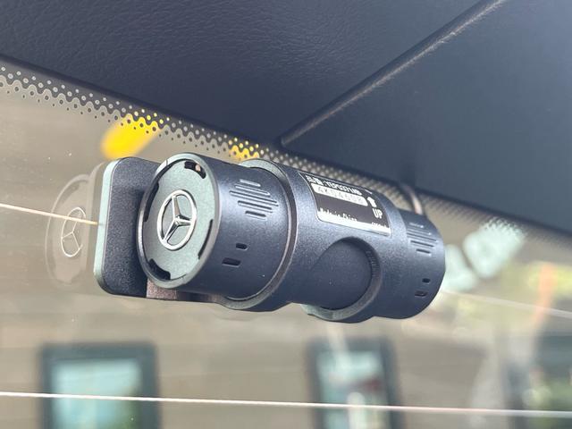 Ｇクラス Ｇ６３　ＭＡＮＵＦＡＫＴＵＲプログラムプラス　ＭＡＮＵＦＡＫＴＵＲインテリアプラスパッケージカタラーナベージュ　ナイトパッケージ　カーボンファイバーインテリア　２２インチＡＭＧホイールＲＪ８　Ｄインナーミラー（44枚目）