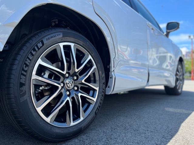 カローラクロス ハイブリッド　Ｚ　改良後　モデリスタエアロ　パノラマルーフ　パノラミックビュー　安心降車アシスト　アドバンストパーク　アダプティブハイビーム　ブラインドスポットモニター　寒冷地　おくだけ充電　ステアリングヒーター（12枚目）