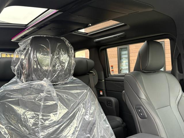 アルファード Z モデリスタエアロ シグネチャーイルミ グリル JBLサウンド 左右独立ムーンルーフ デジタルインナーミラー トヨタチームメイトアドバンストパーク カラーヘッドアップディスプレイ 登録済未使用車(17枚目)