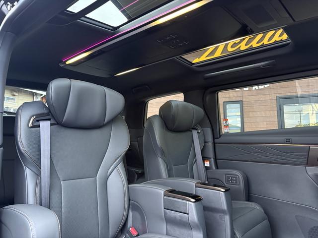 アルファード Z モデリスタエアロ シグネチャーイルミ グリル JBLサウンド 左右独立ムーンルーフ デジタルインナーミラー トヨタチームメイトアドバンストパーク カラーヘッドアップディスプレイ 登録済未使用車(28枚目)