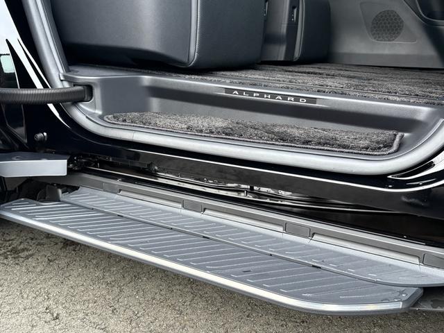 アルファード Z モデリスタエアロ シグネチャーイルミ グリル JBLサウンド 左右独立ムーンルーフ デジタルインナーミラー トヨタチームメイトアドバンストパーク カラーヘッドアップディスプレイ 登録済未使用車(48枚目)