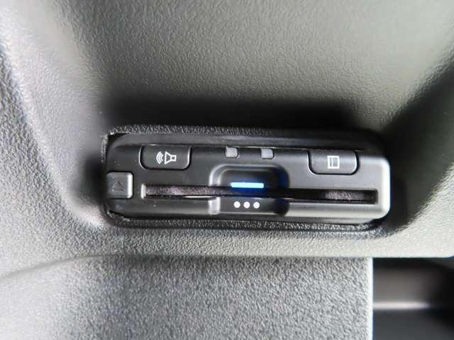 �w�d�s�b���ځx�������p���ɕ֗��Ȃd�s�b�𓋍ڂ��Ă���܂��B�������H�ł̗��p���X���[�Y�ɂȂ�܂��I����Œ������y�X���[�Ԏ��ɃZ�b�g�A�b�v�������Ă��������܂��̂ŁA�J�[�h���������ނ����ł����p���������܂�