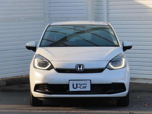 フィット ホーム　ナビ　フルセグ　Ｒカメラ　ＥＴＣ　ＬＥＤ　スマートキー　ＤＶＤ　ＣＤ　ミュージックサーバー　ミュージックプレイヤー接続可　衝突被害軽減ブレーキ　アダプティブクルーズコントロール　レーンキープアシスト（5枚目）